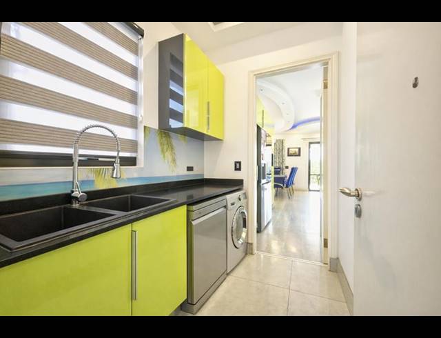 3 BEDROOM TOWNHOUSE FOR SALE IN IZINGA ESTATE